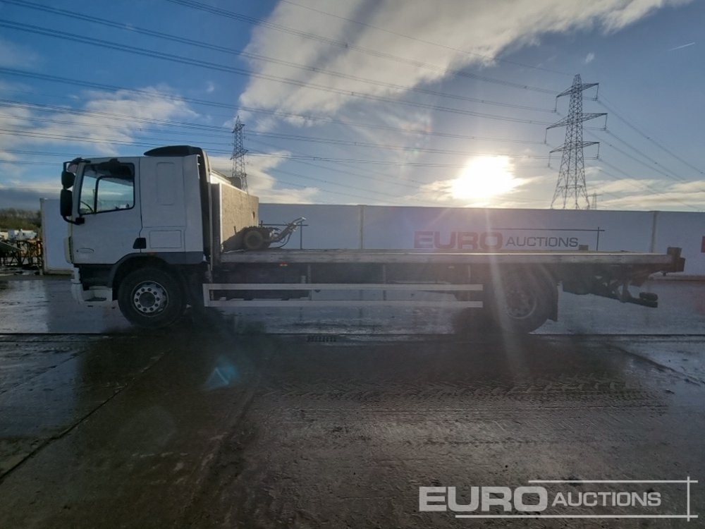 2010 DAF CF65.250 - شاحنات مسطحة: صور 2 2010 DAF CF65.250 - شاحنات مسطحة: صور 2