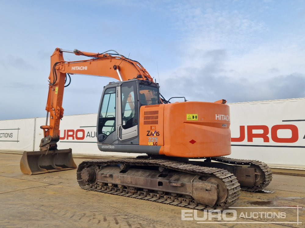 2010 Hitachi ZX225USLC-3 - حفارات زحافة: صور 3 2010 Hitachi ZX225USLC-3 - حفارات زحافة: صور 3