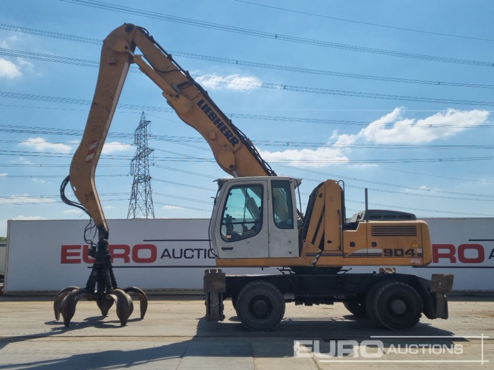 2010 Liebherr A904C HD Litronic - حفارة على عجلات: صور 2 2010 Liebherr A904C HD Litronic - حفارة على عجلات: صور 2