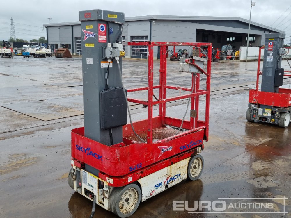 2011 SkyJack SJ12
SJ16 - منصات هيدروليكية متنقلة: صور 5 2011 SkyJack SJ12
SJ16 - منصات هيدروليكية متنقلة: صور 5
