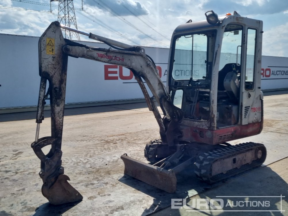 2011 Takeuchi TB016 - حفارة مصغرة: صور 1 2011 Takeuchi TB016 - حفارة مصغرة: صور 1