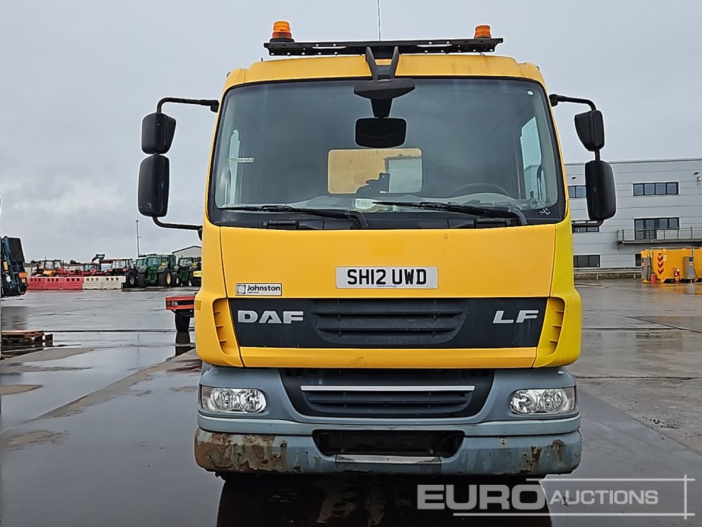 سياره كنس شوارع 2012 DAF LF55.220: صور 8