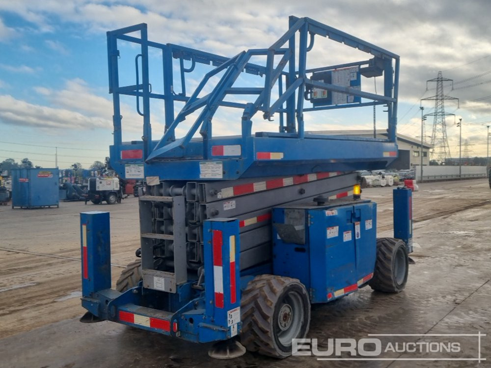 2012 Genie GS4069 - منصات هيدروليكية متنقلة: صور 5 2012 Genie GS4069 - منصات هيدروليكية متنقلة: صور 5
