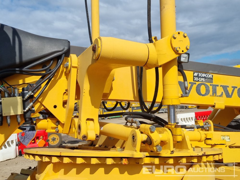 آلة تسوية الأرض 2012 Volvo G930: صور 25