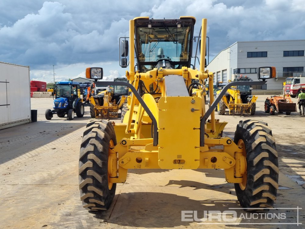 آلة تسوية الأرض 2012 Volvo G930: صور 8