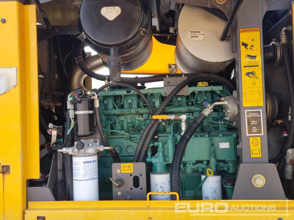آلة تسوية الأرض 2012 Volvo G930: صور 35