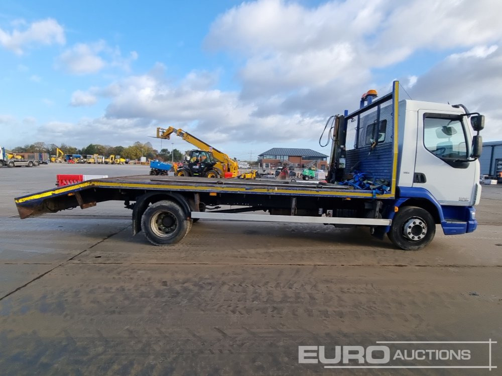 شاحنات مسطحة لنقل المعدات الثقيلة 2013 DAF LF45.180: صور 6 شاحنات مسطحة لنقل المعدات الثقيلة 2013 DAF LF45.180: صور 6