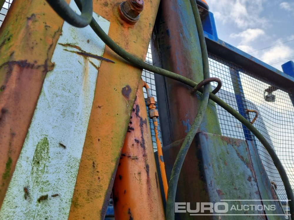 شاحنات مسطحة لنقل المعدات الثقيلة 2013 DAF LF45.180: صور 13 شاحنات مسطحة لنقل المعدات الثقيلة 2013 DAF LF45.180: صور 13