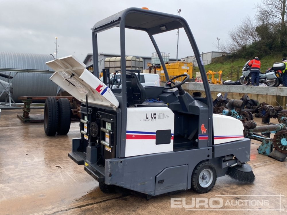 2013 Dulevo 100EH Ride on Sweeper - أخرى: صور 4 2013 Dulevo 100EH Ride on Sweeper - أخرى: صور 4