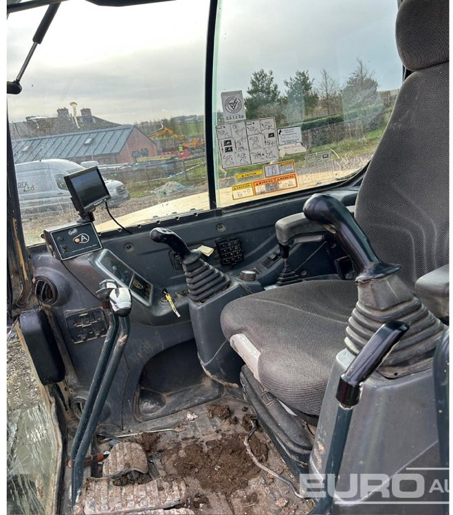 حفارة مصغرة 2013 Hyundai ROBEX80CR-9: صور 6