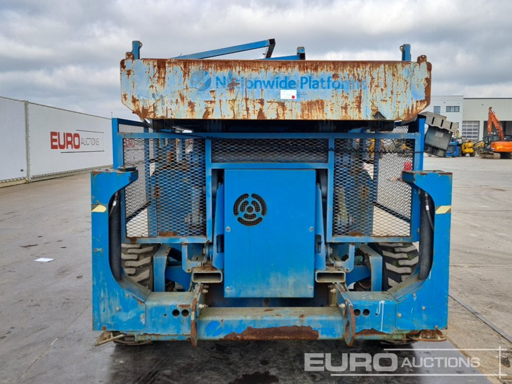 منصات هيدروليكية متنقلة 2014 Genie GS4390: صور 8