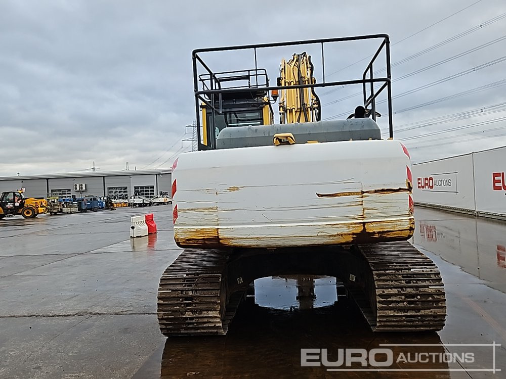 2014 Komatsu PC210LC-8 - حفارات زحافة: صور 4 2014 Komatsu PC210LC-8 - حفارات زحافة: صور 4
