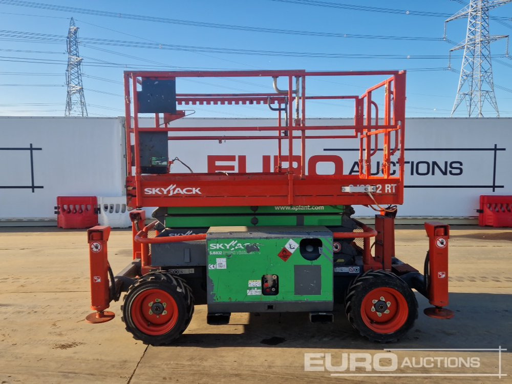 2014 SkyJack SJ6832RT - منصات هيدروليكية متنقلة: صور 2 2014 SkyJack SJ6832RT - منصات هيدروليكية متنقلة: صور 2