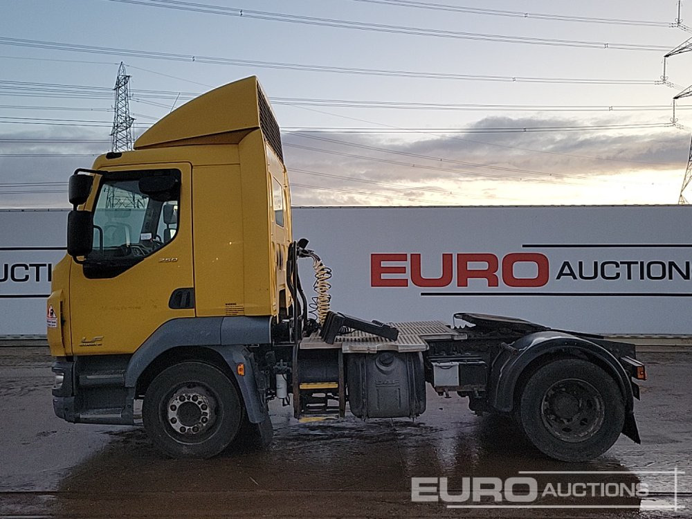 2015 DAF LF250 - شاحنة جرار: صور 2 2015 DAF LF250 - شاحنة جرار: صور 2