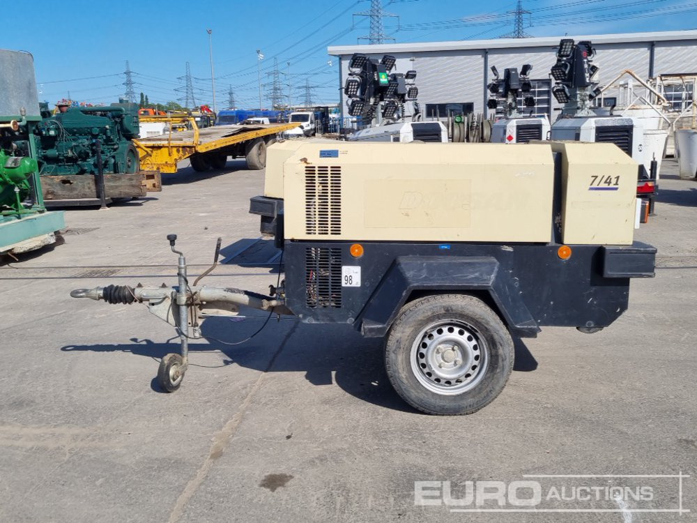2015 Doosan 741 - ضاغط الهواء: صور 2 2015 Doosan 741 - ضاغط الهواء: صور 2