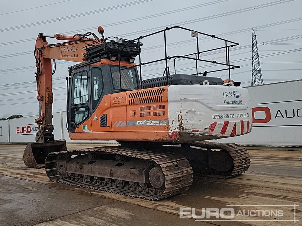 2015 Doosan DX225LC-3 - حفارات زحافة: صور 3 2015 Doosan DX225LC-3 - حفارات زحافة: صور 3