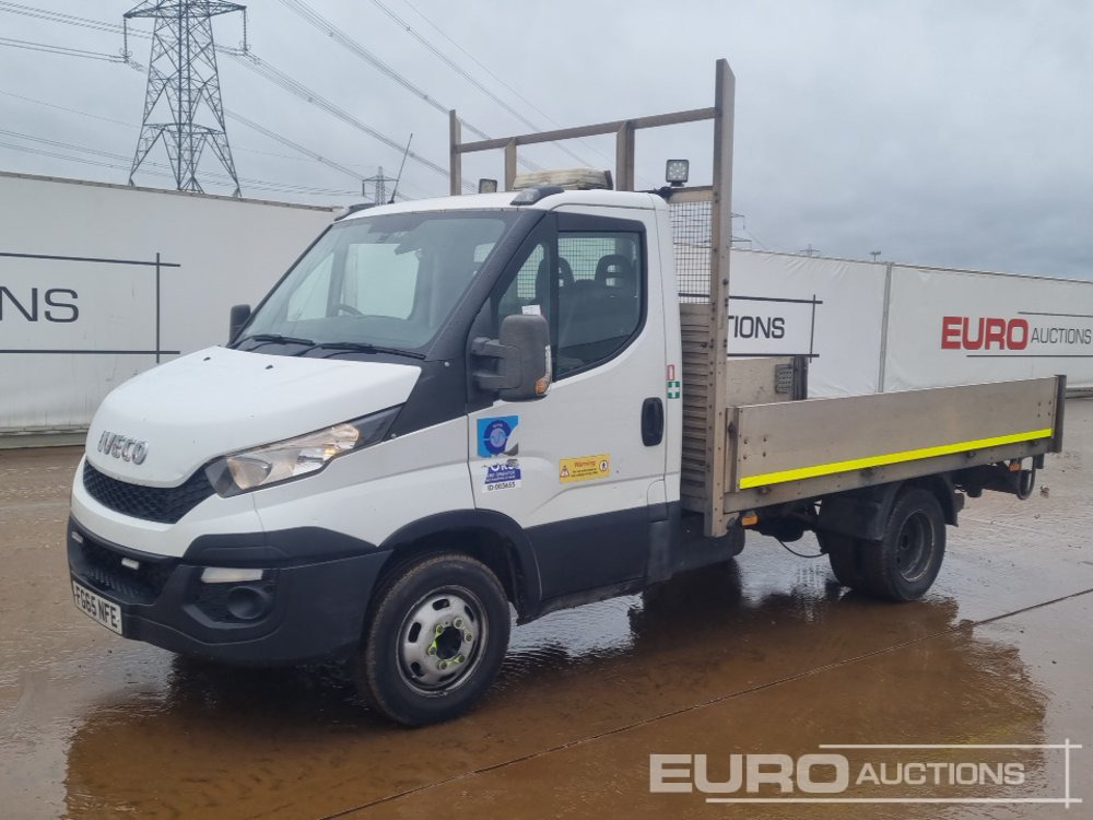 2015 Iveco Daily 35C13D - الشاحنات الصغيرة المسطحة: صور 1 2015 Iveco Daily 35C13D - الشاحنات الصغيرة المسطحة: صور 1