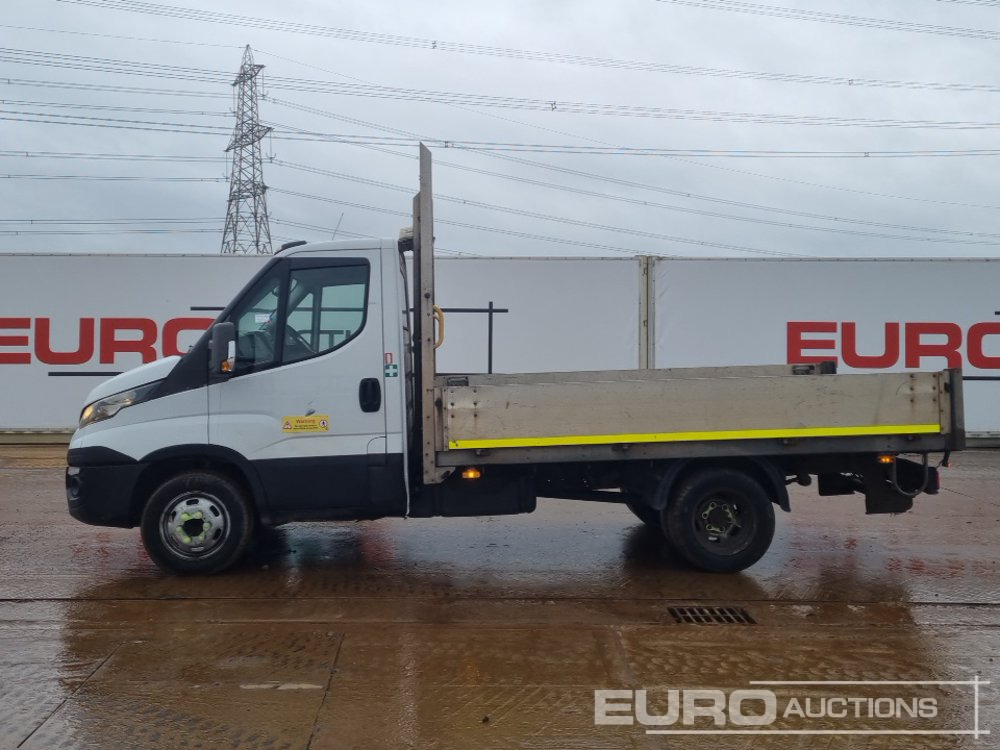 2015 Iveco Daily 35C13D - الشاحنات الصغيرة المسطحة: صور 2 2015 Iveco Daily 35C13D - الشاحنات الصغيرة المسطحة: صور 2