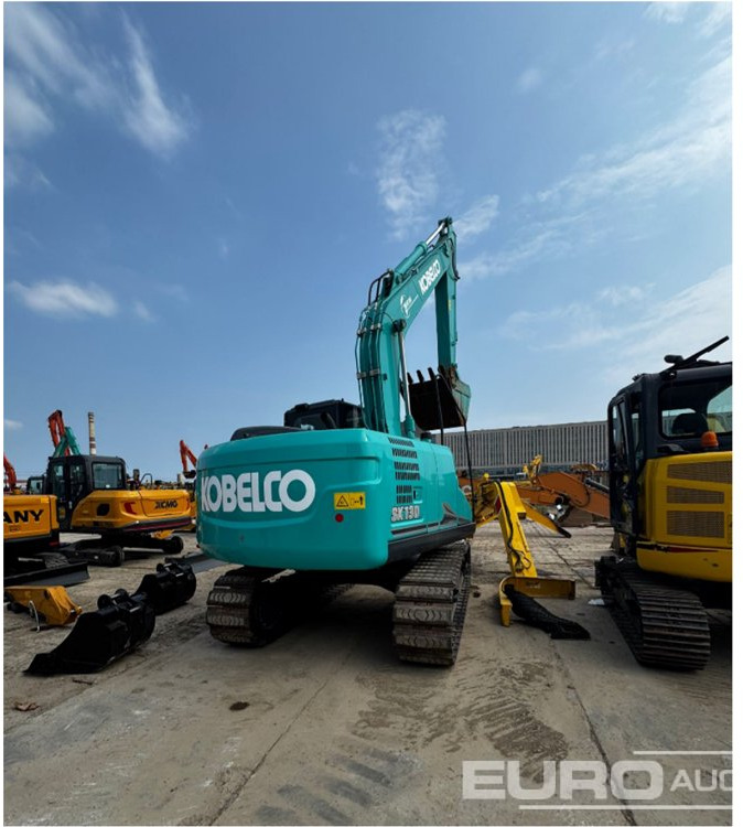 2015 Kobelco SK75SR-3 - حفارة مصغرة: صور 5 2015 Kobelco SK75SR-3 - حفارة مصغرة: صور 5