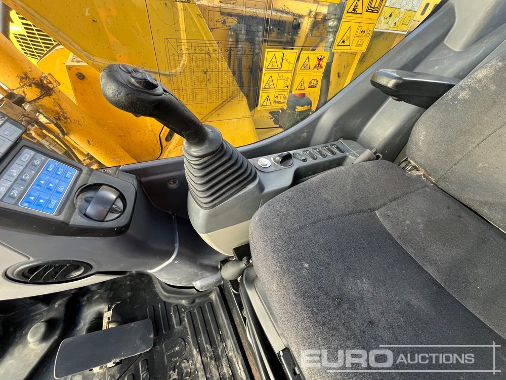 2015 Komatsu PC138 US-10 - حفارات زحافة: صور 4 2015 Komatsu PC138 US-10 - حفارات زحافة: صور 4