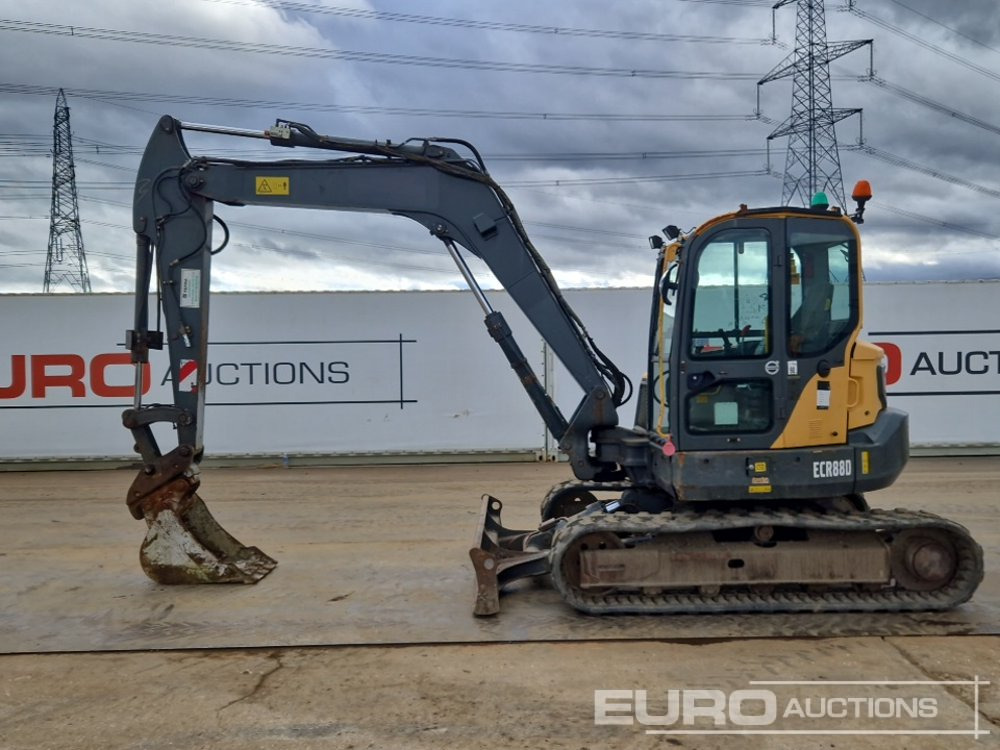 2015 Volvo ECR88D - حفارة مصغرة: صور 2 2015 Volvo ECR88D - حفارة مصغرة: صور 2