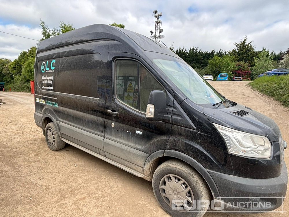 2016 Ford Transit 350 - الشاحنات الصغيرة: صور 1 2016 Ford Transit 350 - الشاحنات الصغيرة: صور 1