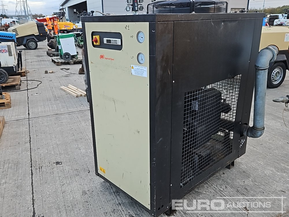 2016 Ingersoll Rand D1890IN-A - معدات البناء: صور 5 2016 Ingersoll Rand D1890IN-A - معدات البناء: صور 5