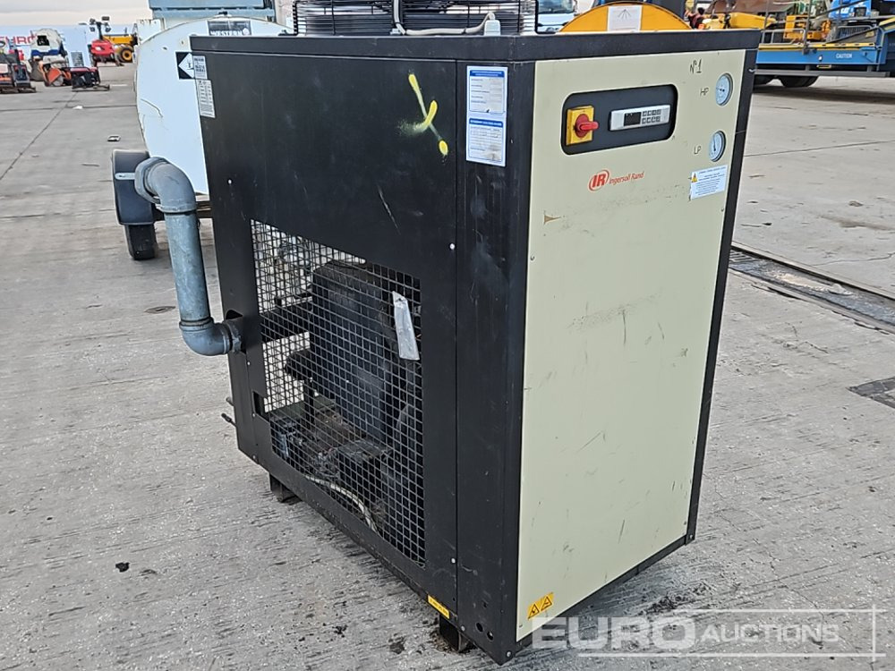 2016 Ingersoll Rand D1890IN-A - معدات البناء: صور 3 2016 Ingersoll Rand D1890IN-A - معدات البناء: صور 3