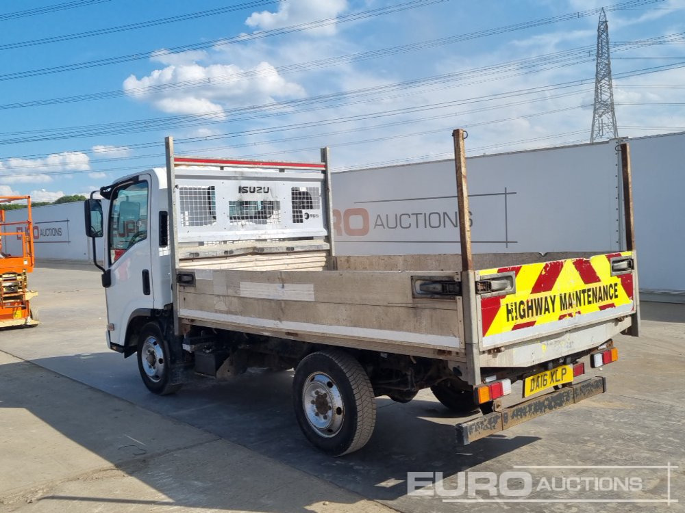 2016 Isuzu Crafter - الشاحنات الصغيرة المسطحة: صور 3 2016 Isuzu Crafter - الشاحنات الصغيرة المسطحة: صور 3