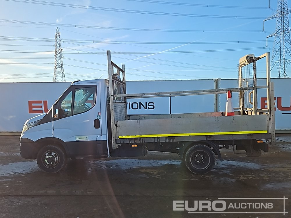 2016 Iveco Daily 35C13 - الشاحنات الصغيرة المسطحة: صور 2 2016 Iveco Daily 35C13 - الشاحنات الصغيرة المسطحة: صور 2