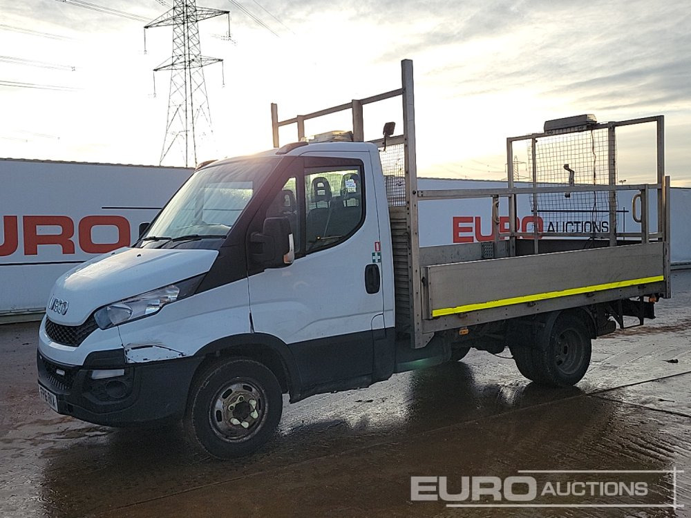 2016 Iveco Daily 35C13 - الشاحنات الصغيرة المسطحة: صور 1 2016 Iveco Daily 35C13 - الشاحنات الصغيرة المسطحة: صور 1