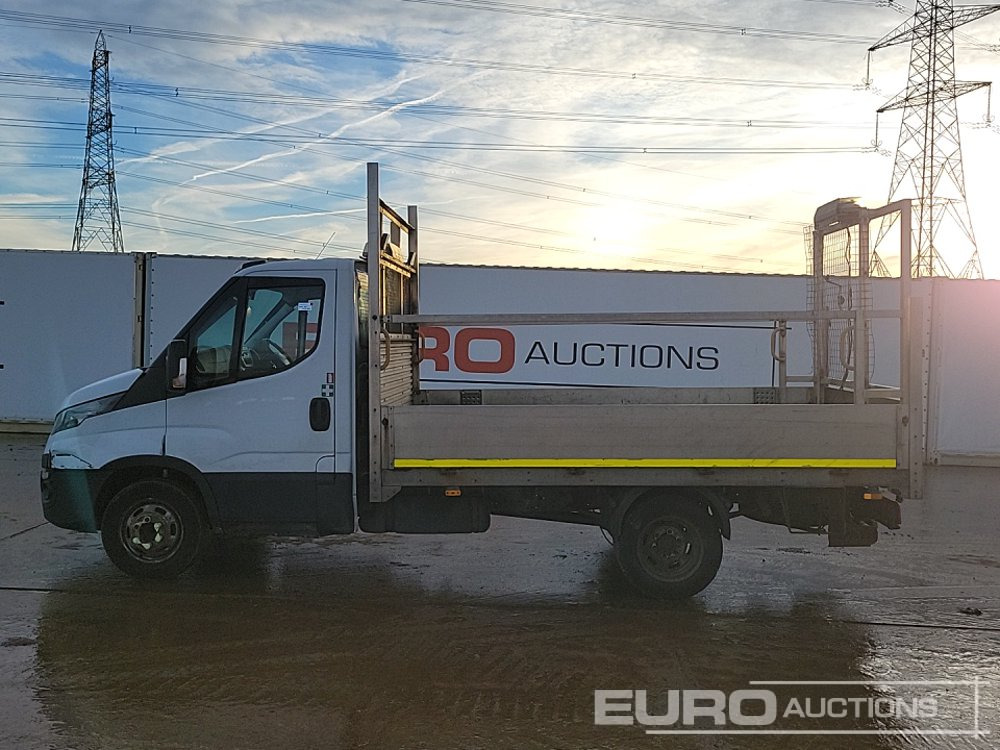 2016 Iveco Daily 35C13 - الشاحنات الصغيرة المسطحة: صور 2 2016 Iveco Daily 35C13 - الشاحنات الصغيرة المسطحة: صور 2