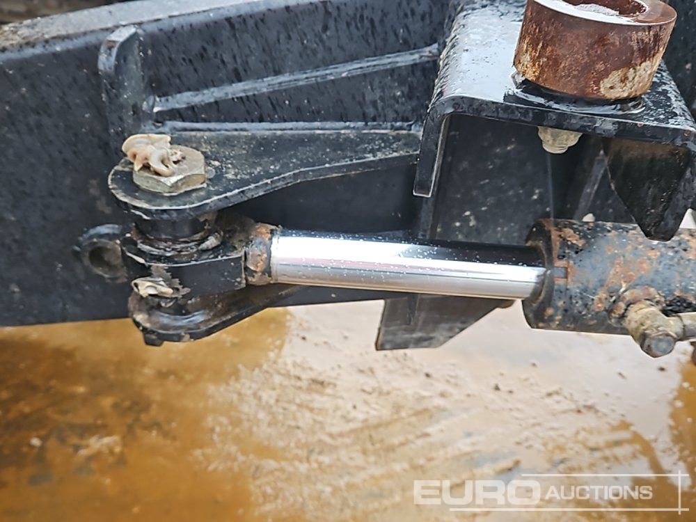 شاحنة قلابة صغيرة 2016 JCB 6TFT: صور 23