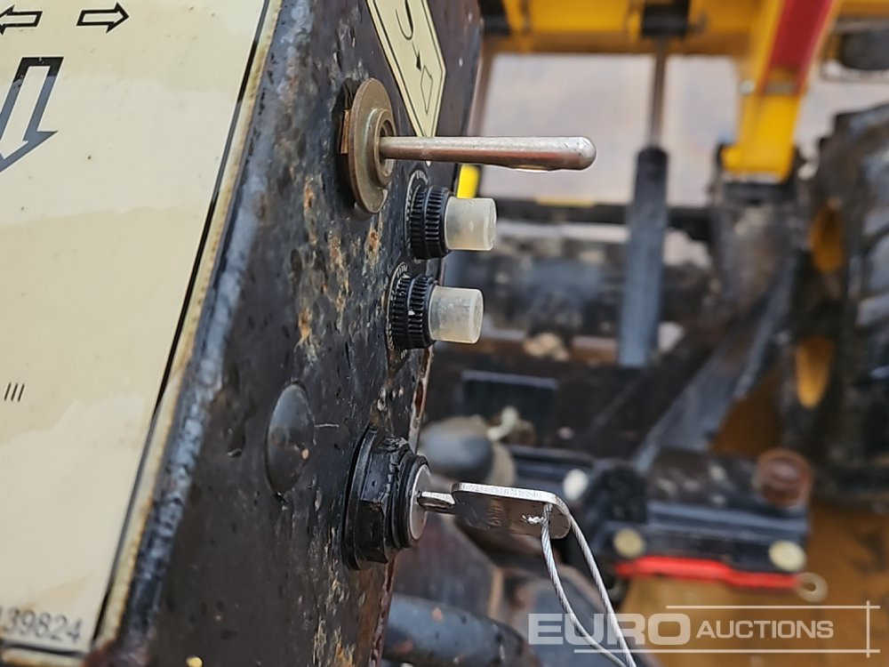 شاحنة قلابة صغيرة 2016 JCB 6TFT: صور 31