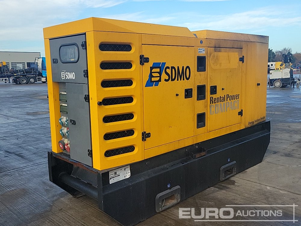2016 SDMO R220C3 - مجموعة المولدات: صور 1 2016 SDMO R220C3 - مجموعة المولدات: صور 1