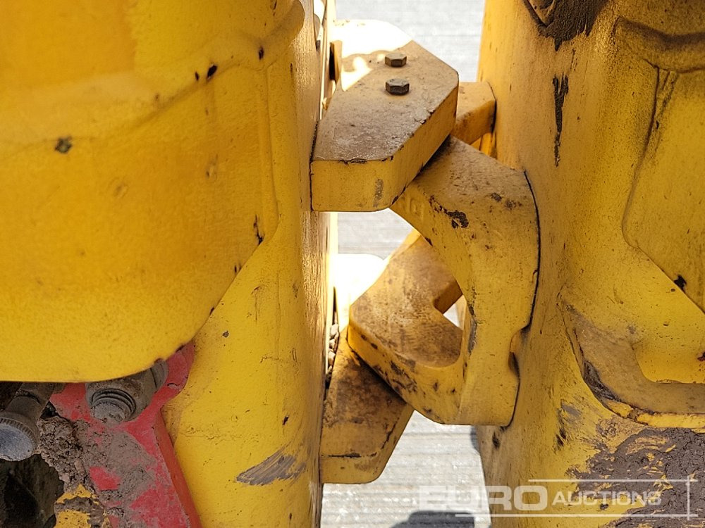 آلة أسفلت 2017 Bomag BMP8500: صور 30
