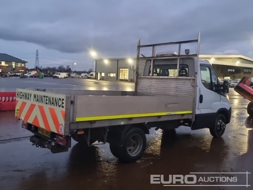 2017 Iveco Daily 35C13 - الشاحنات الصغيرة المسطحة: صور 5 2017 Iveco Daily 35C13 - الشاحنات الصغيرة المسطحة: صور 5