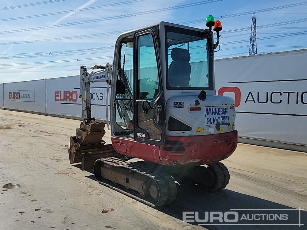 2017 Takeuchi TB230 - حفارة مصغرة: صور 3 2017 Takeuchi TB230 - حفارة مصغرة: صور 3