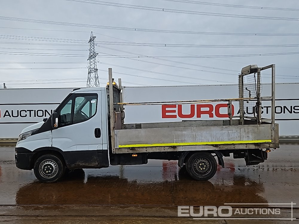 2018 Iveco Daily - الشاحنات الصغيرة المسطحة: صور 2 2018 Iveco Daily - الشاحنات الصغيرة المسطحة: صور 2