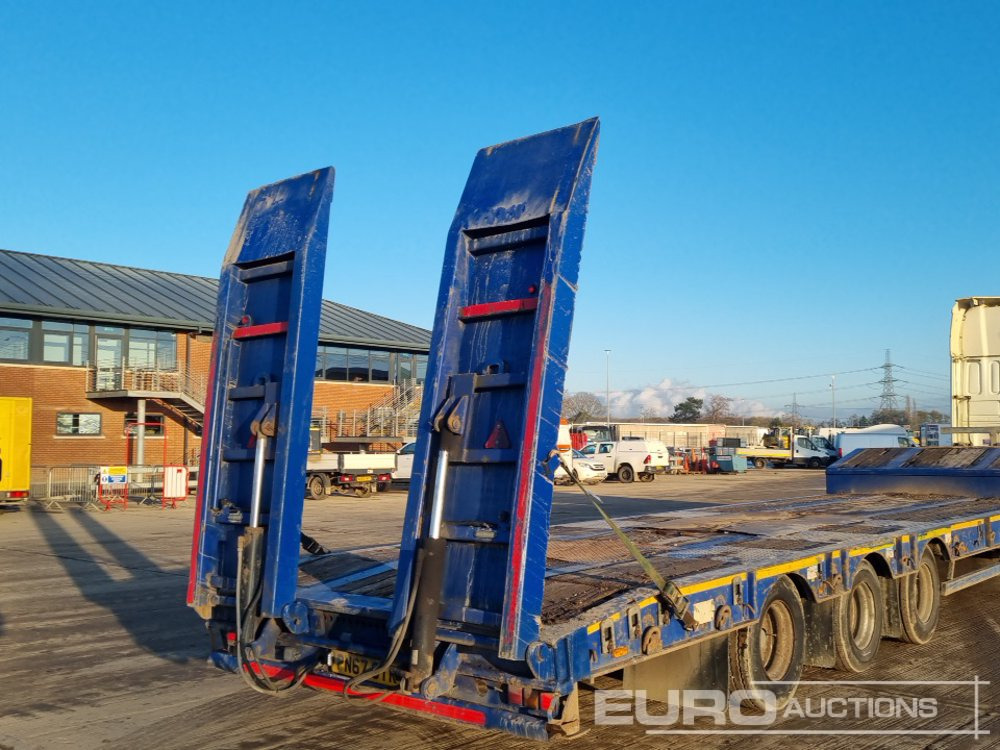 2018 McCauley Tri Axle Step Frame Low Loader Trailer, Out Riggers, Hydraulic Ramps - عربة مسطحة منخفضة نصف مقطورة: صور 5 2018 McCauley Tri Axle Step Frame Low Loader Trailer, Out Riggers, Hydraulic Ramps - عربة مسطحة منخفضة نصف مقطورة: صور 5