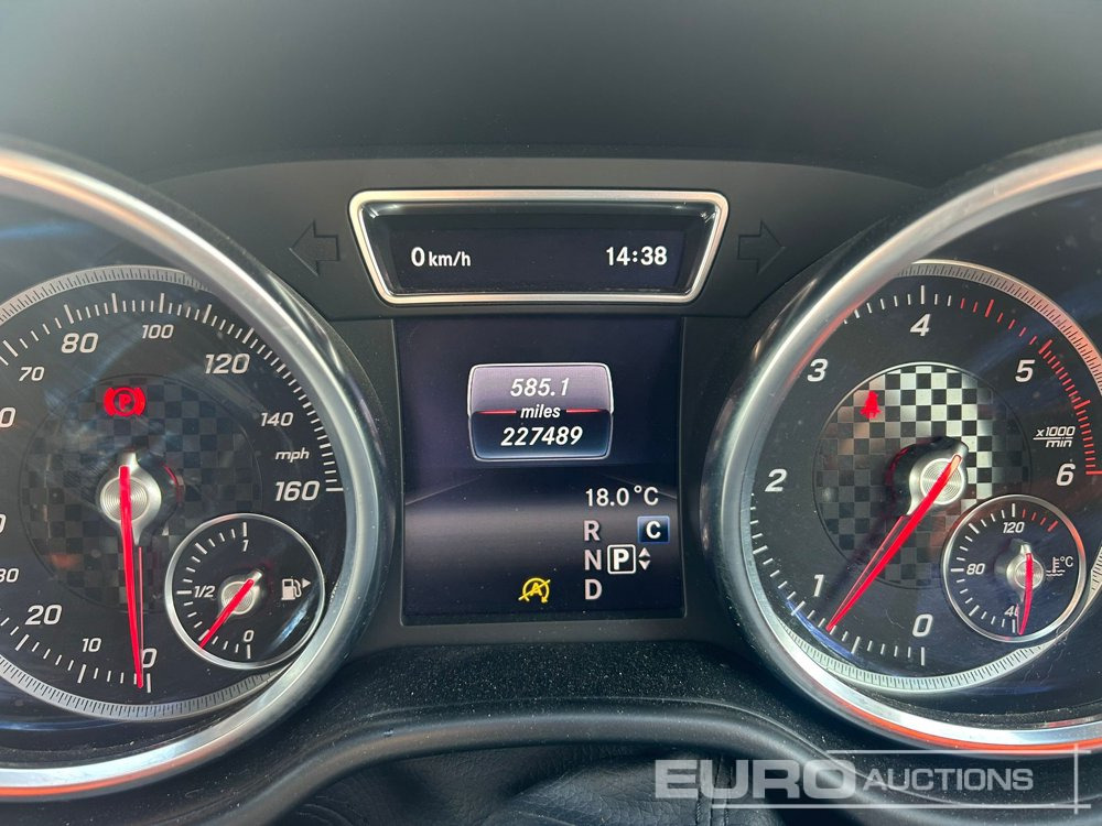 سيارة دفع رباعي 2018 Mercedes Benz GLE 250D: صور 34 سيارة دفع رباعي 2018 Mercedes Benz GLE 250D: صور 34