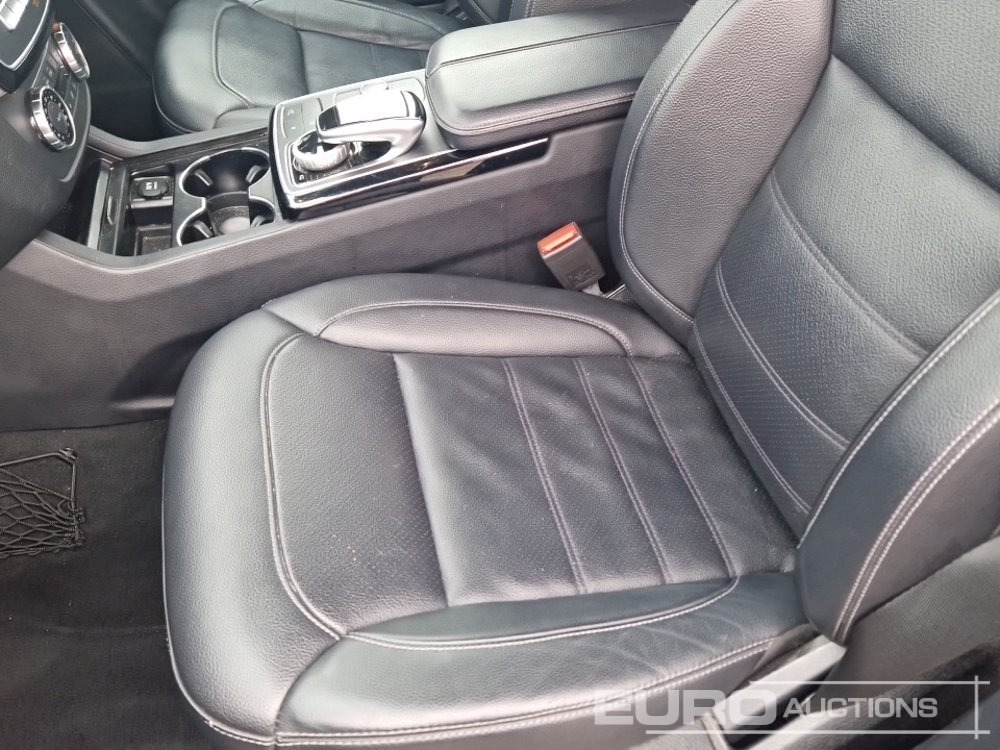 سيارة دفع رباعي 2018 Mercedes Benz GLE 250D: صور 24 سيارة دفع رباعي 2018 Mercedes Benz GLE 250D: صور 24