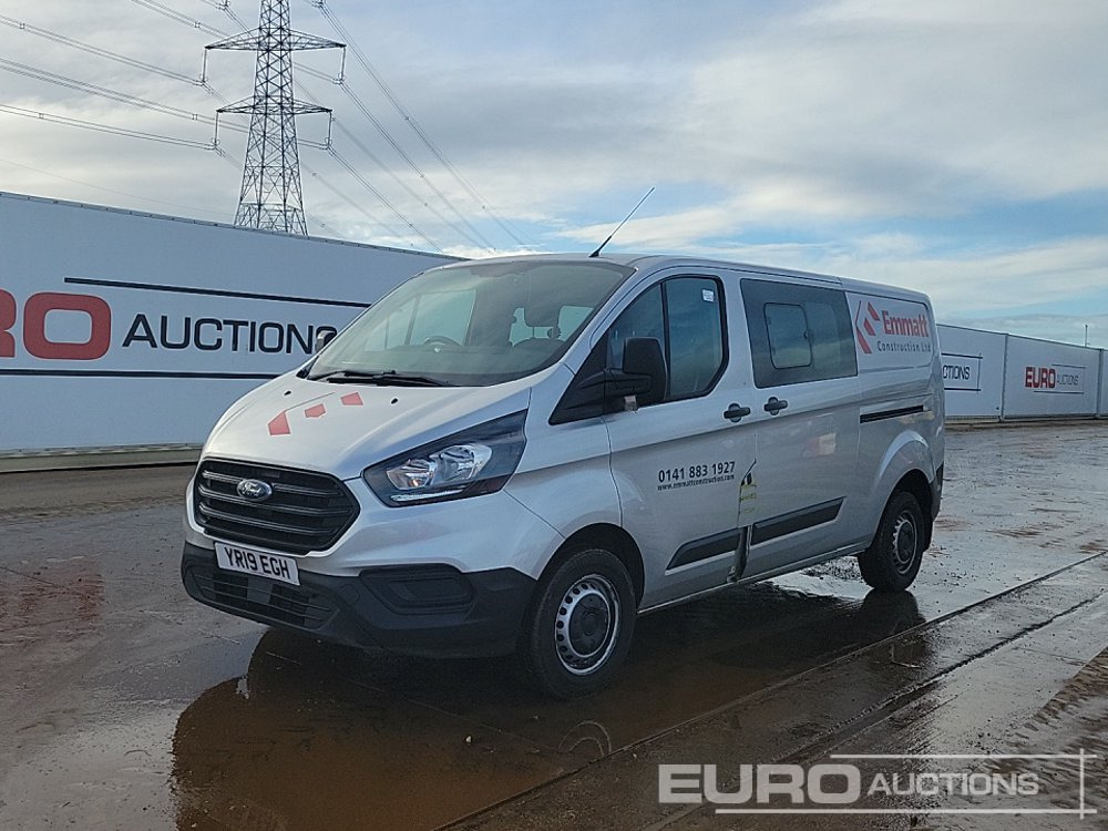2019 Ford Transit Custom - الشاحنات الصغيرة: صور 1 2019 Ford Transit Custom - الشاحنات الصغيرة: صور 1