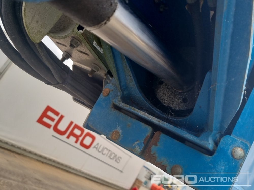 منصات هيدروليكية متنقلة 2019 Genie Z-62/40: صور 32