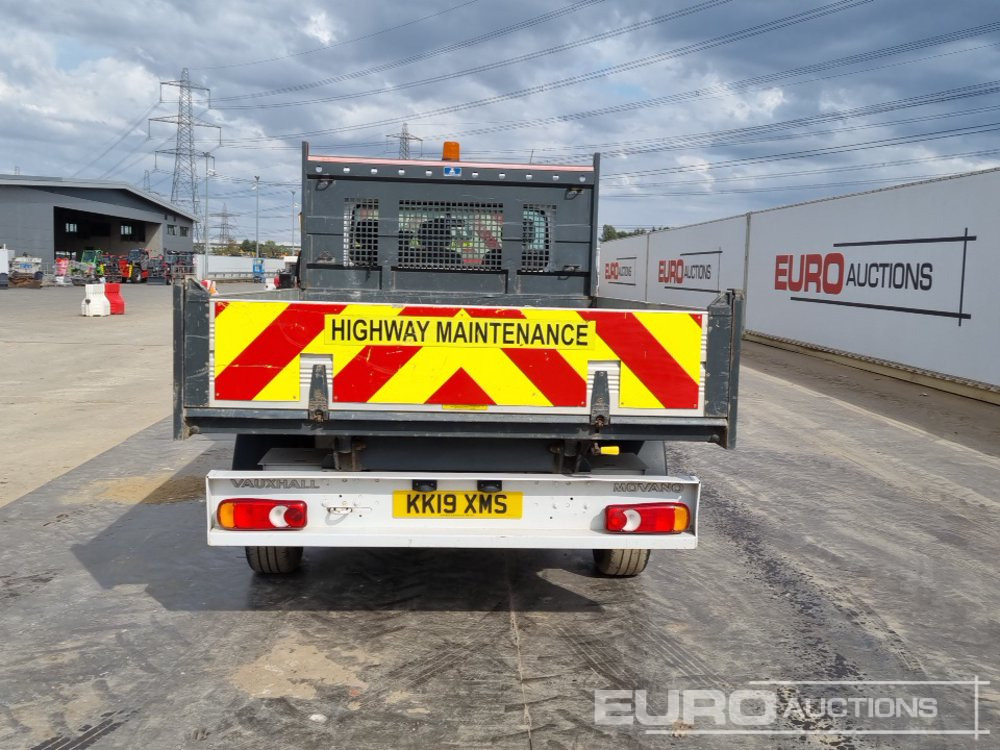2019 Vauxhall Movano - قلاب صغير: صور 4 2019 Vauxhall Movano - قلاب صغير: صور 4