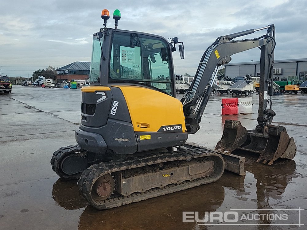 2019 Volvo ECR50D - حفارة مصغرة: صور 5 2019 Volvo ECR50D - حفارة مصغرة: صور 5