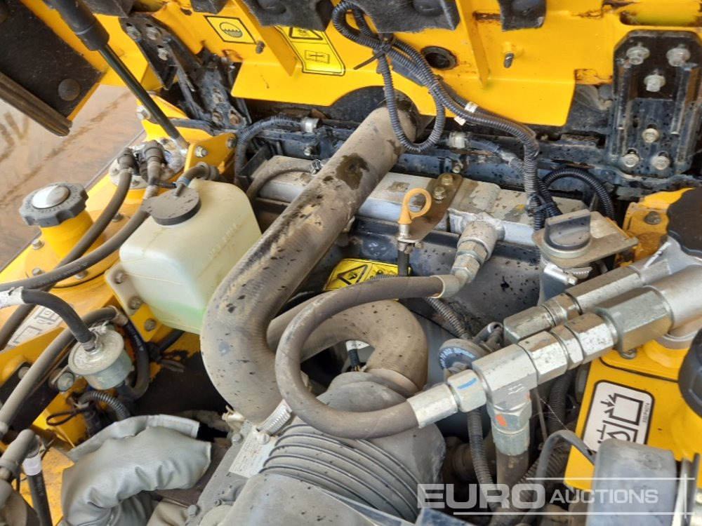شاحنة قلابة صغيرة 2020 JCB 1T-2: صور 19