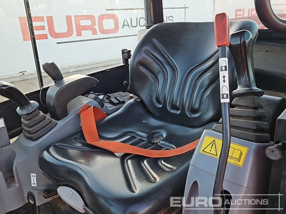 حفارة مصغرة 2020 Kubota KX016-4: صور 33 حفارة مصغرة 2020 Kubota KX016-4: صور 33