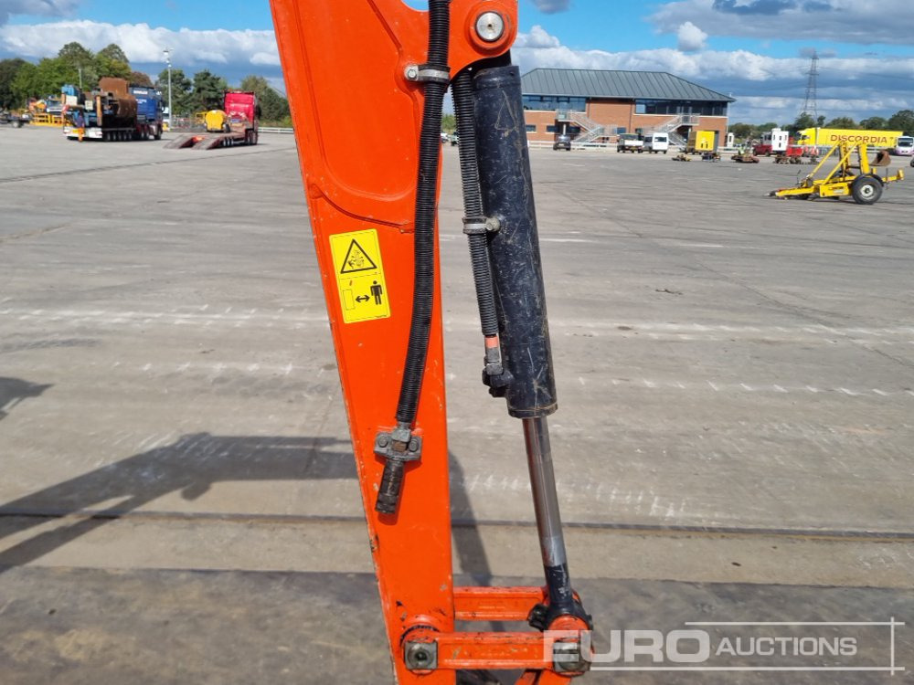 حفارة مصغرة 2020 Kubota KX027-4: صور 23