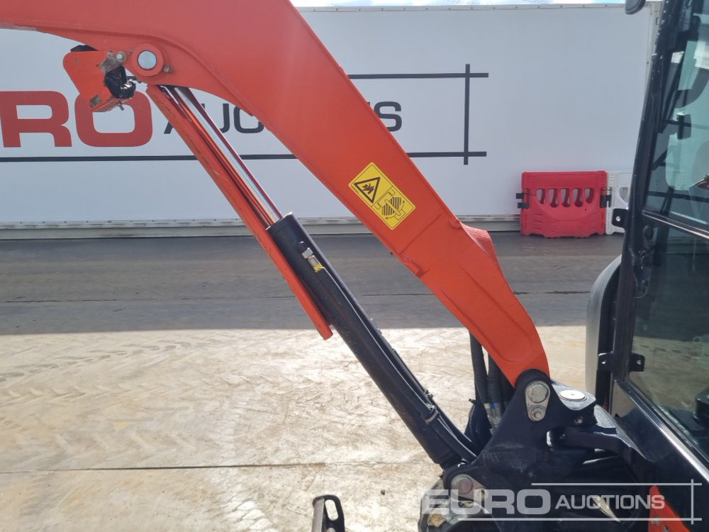 حفارة مصغرة 2020 Kubota KX027-4: صور 26